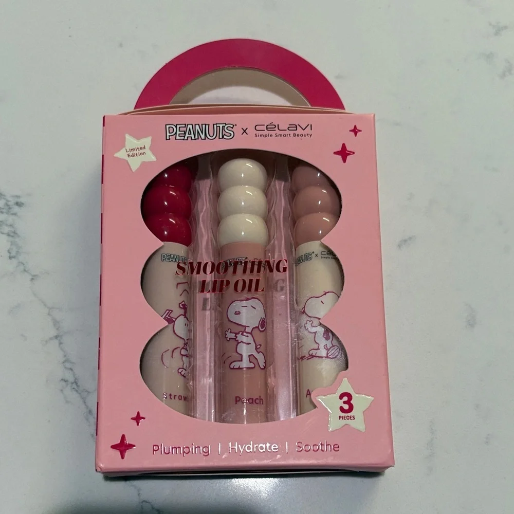 Peanuts x Celavi Smoothing Lip Oil Set - Strawberry, Peach, Vanilla